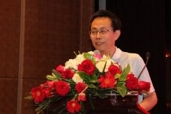 一个建建有他本人的语